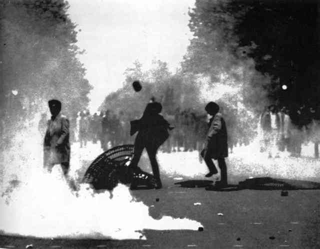 student-riots-in-paris_1968